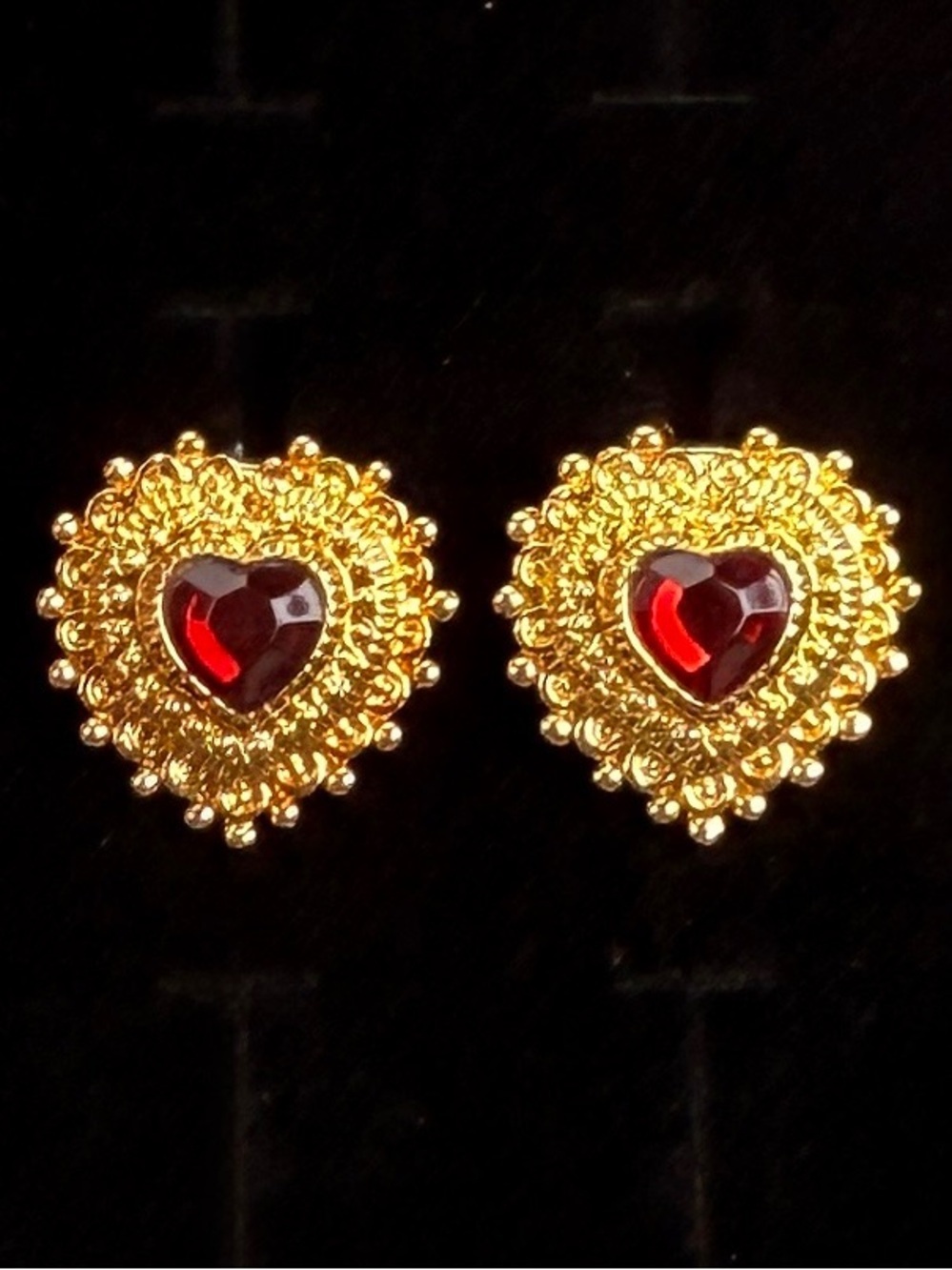 Vintage Red Heart Gold Tone Ornate Clip On Statement Earrings